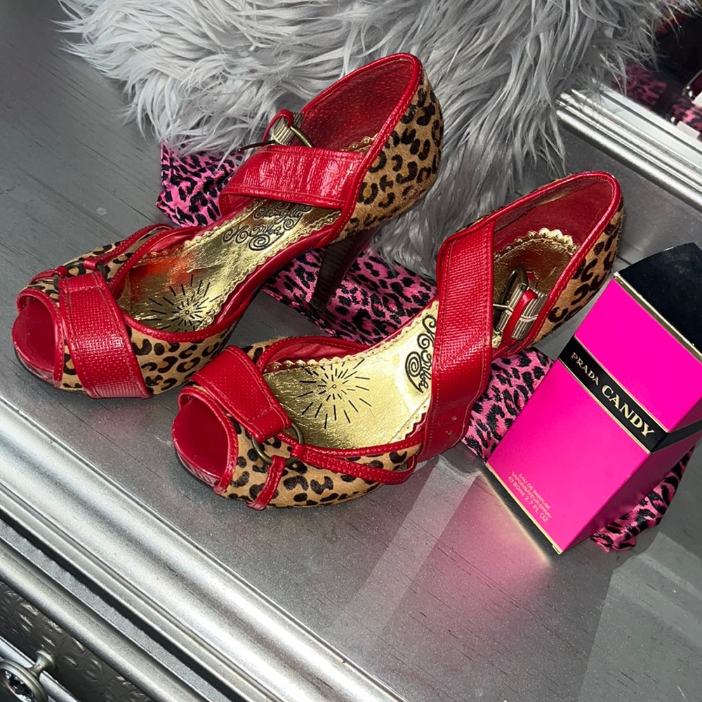 My favourite 🤩 everything heels 👠